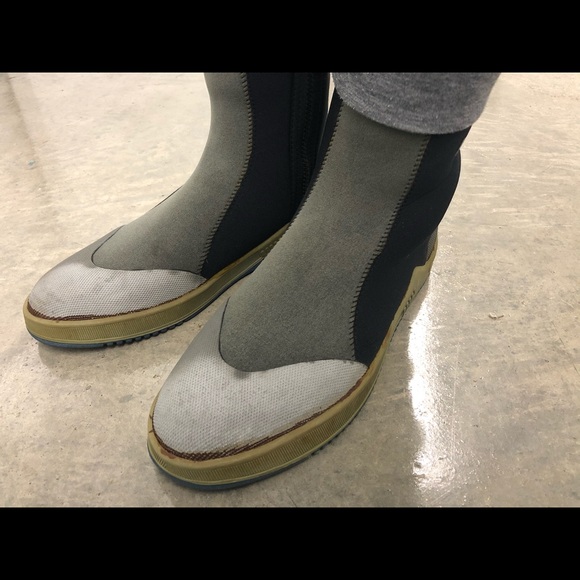 IST Proine Men’s Black/Gray Water Boots Size 13 - Picture 3 of 8